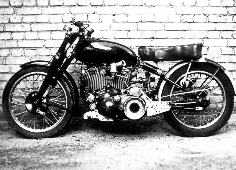 Black-Lightning-F10-AB-1-C-3230-drive-si