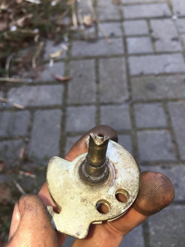 buell przepustnica.jpg